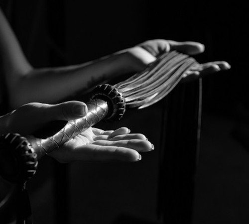 Parlons du BDSM en Suisse et des maîtresses à Genève