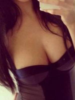 Sarah - Escort in Brig
