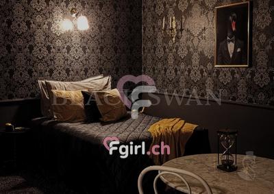 Club Black Swan - Escort agency in Neuchâtel