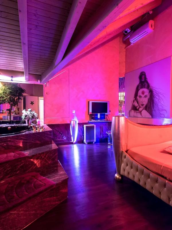 Club Zeus - Istituto di massaggi a Küssnacht
