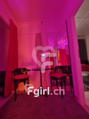 Divine Kiss - Salon érotique à Le Locle