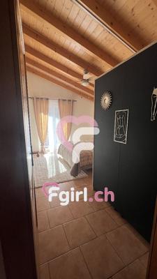 Petite Perle - Erotic club in Saxon
