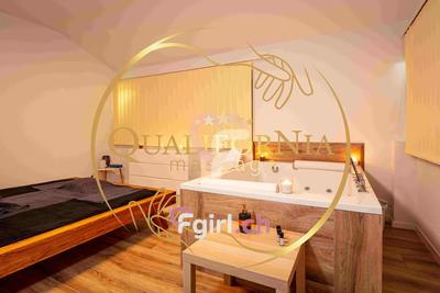 Qualifornia Massage - Club erótico en Sion