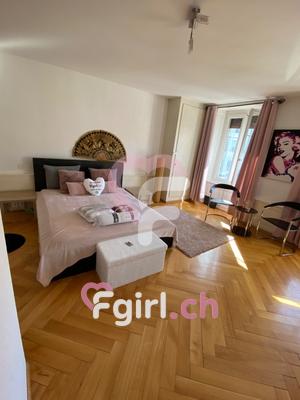 Salon Medellin - Erotic club in Le Locle