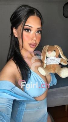 Aaliyah - Escort in Lausanne