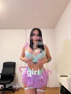 Abril - Escort in Lausanne
