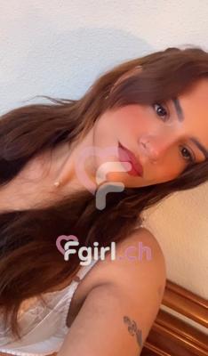 Abril - Escort à Neuchâtel