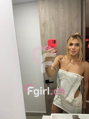 Abye - Escort in Renens
