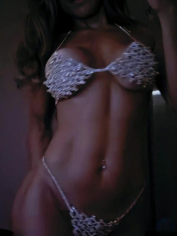 Adela - Masseuse érotique à Genève
