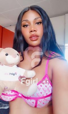 Adia - Escort in Plainpalais