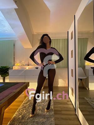 Adriana Tantra - Massaggiatrice erotica a Neuchâtel
