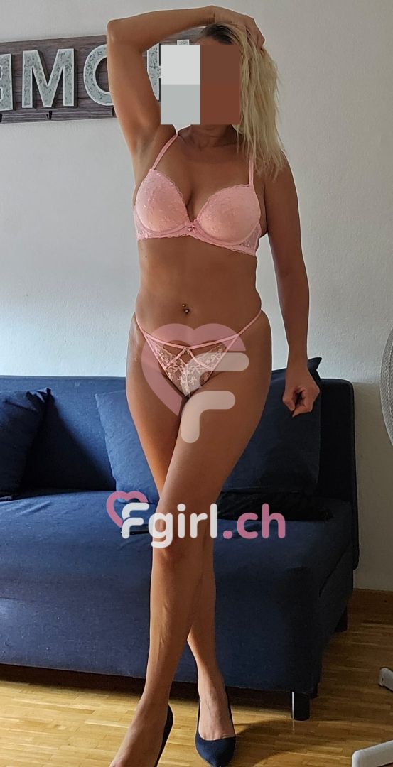 Adriana – Fribourg photo 5