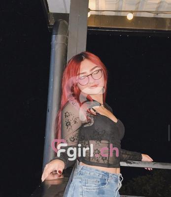 Adry - Escort in Montreux
