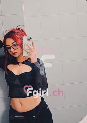 Adry - Escort in Montreux