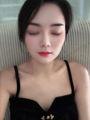 Ah Ling - Escort a Conthey
