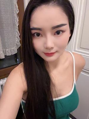 Ah Ling - Escort à Delémont
