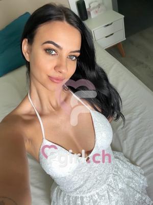 Aida - Escort a Collombey