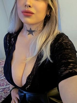 Aisha - Escort en Monthey
