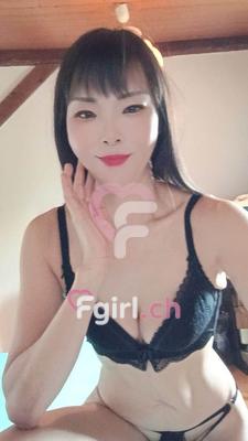 Aishi - Escort à Neuchâtel
