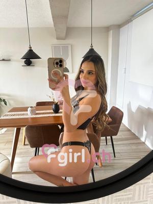 Alahia - Escort in Genf
