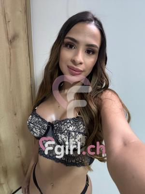 Alahia - Escort in Genf
