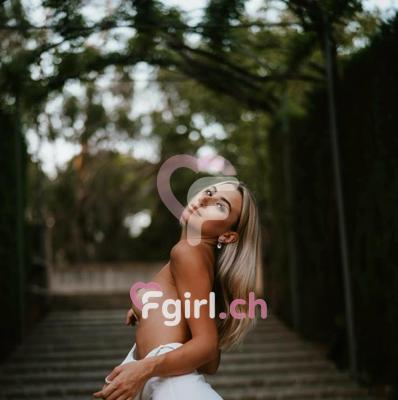 Alba - Escort in Plainpalais
