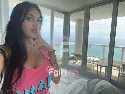 Alba - Escort a Carouge