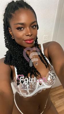 Alejandra - Escort in Monthey