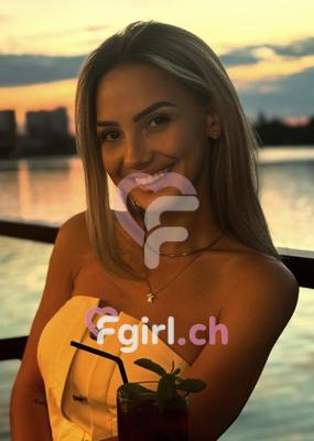 Alessia - Escort à Fribourg