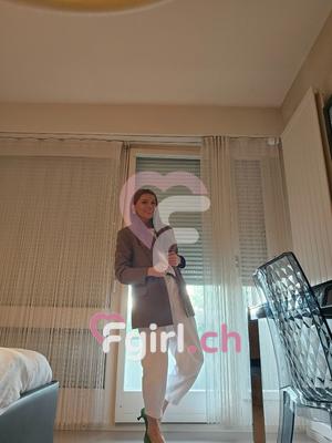 Alessia - Escort in Genf
