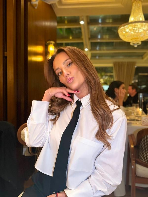 Alice - Escort à Eaux-vives
