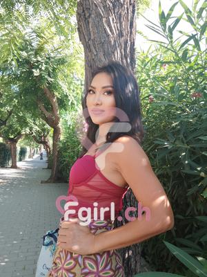 Alicia - Masajista erótica en Lausanne
