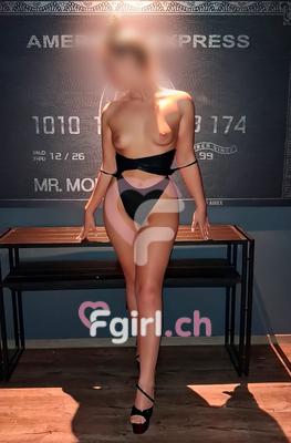 Alina - Escort in Montreux
