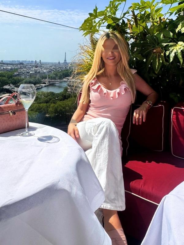 Alinna - Escort à Genève
