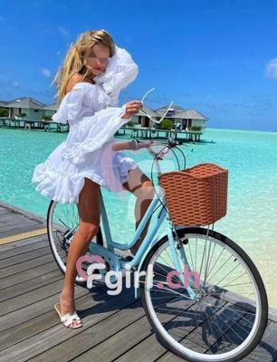 Alinna - Escort in Geneva
