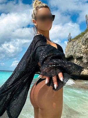 Aline - Escort en Neuchâtel
