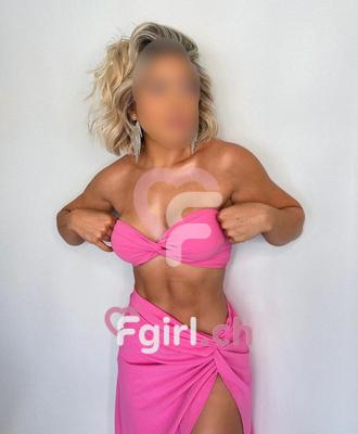 Aline - Escort à Monthey
