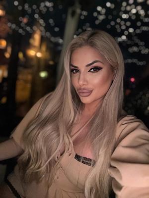 Alison - Escort in Délémont

