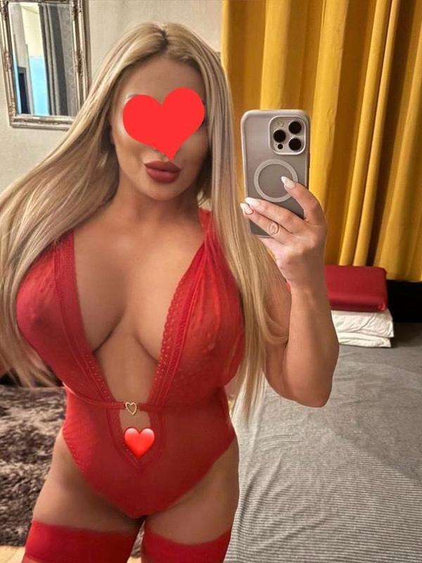 Alison - Escort in Lausanne
