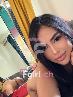 Alison - Escort in Montreux
