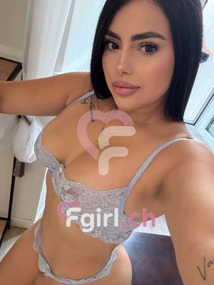 Alison - Escort in Montreux
