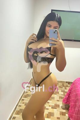 Alison - Escort à Fribourg
