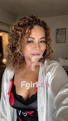Alisse - Erotic masseuse in Nyon
