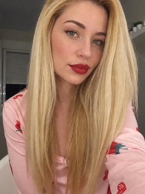 Alma - Escort en Servette
