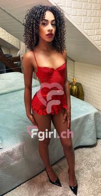 Alysse - Escort in Neuchâtel
