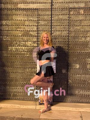 Ambar - Erotic masseuse in Lausanne
