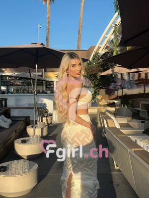 Ameliá - Erotische Masseurin in Genf

