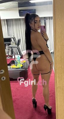 Amira - Escort in Collombey
