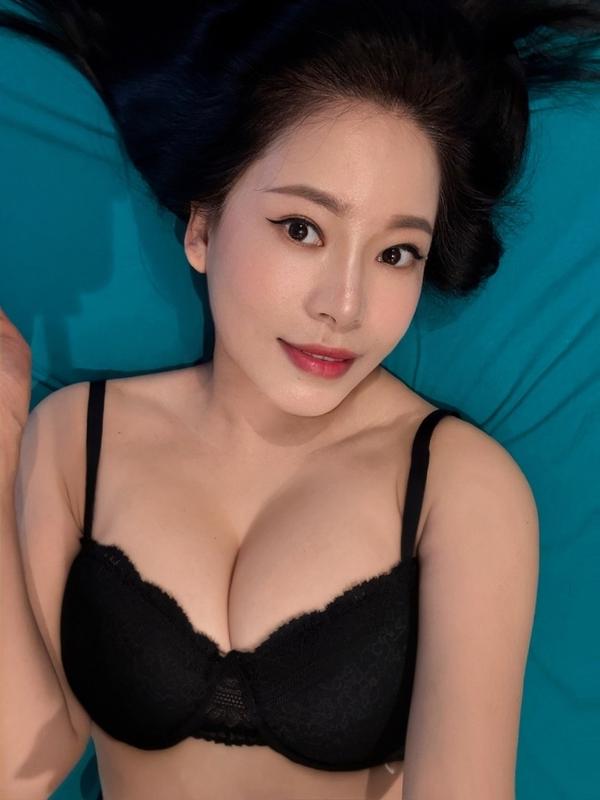 Amy Li - Escort in Montreux
