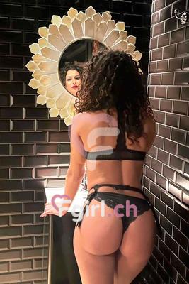 Anais - Escort in Genf
